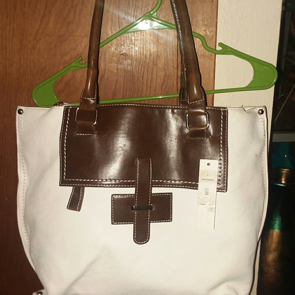 Punto Uno purse